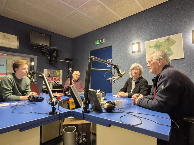 Lokale omroepen Odrie en Weststellingwerf Centraal gaan op in streekomroepen. ‘Blijft waardevol en r