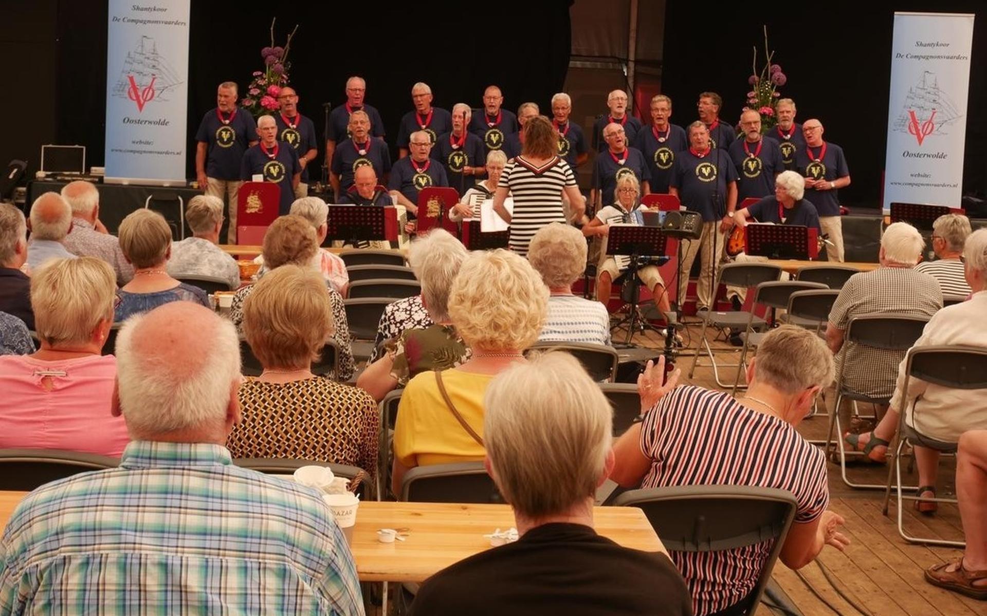 Compagnonsvaarders zingen in zonnig Uffelte