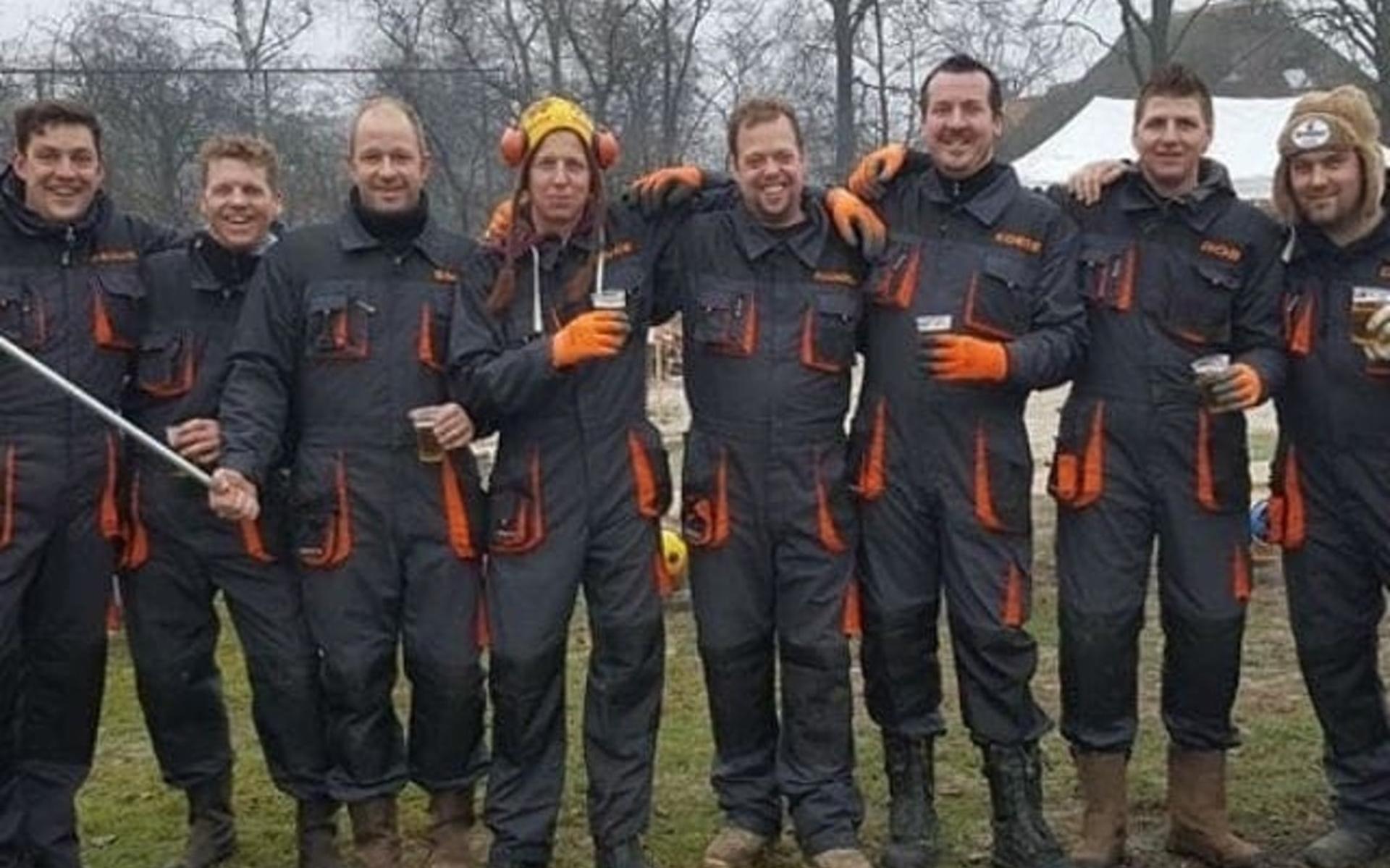 Langedijke schiet met 63 carbidbussen