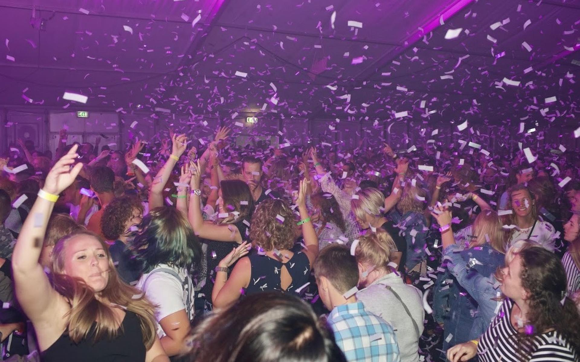 MOP pakt uit met tentfeest in Makkinga - Nieuwe Ooststellingwerver