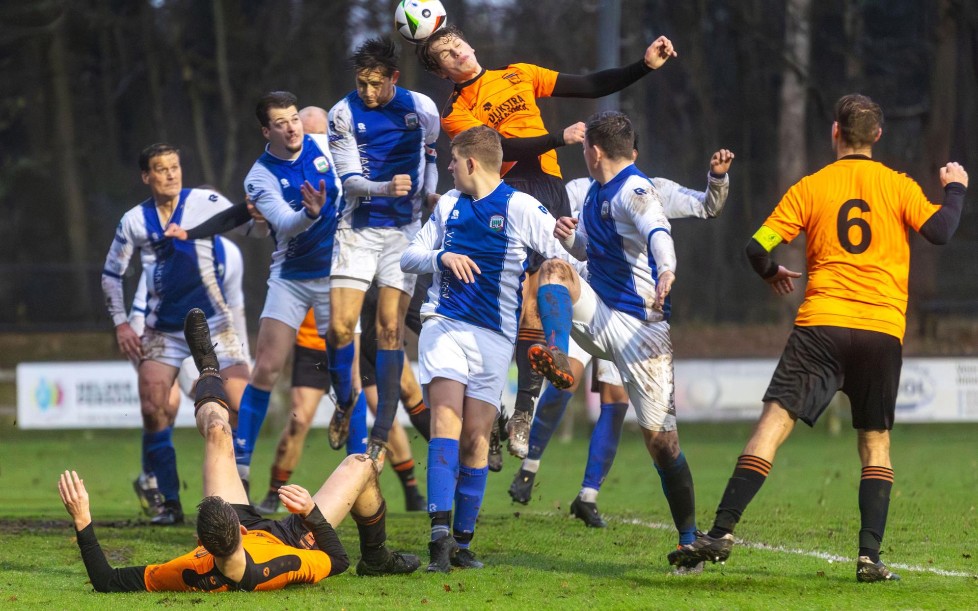 SV Haulerwijk gaat ondanks nederlaag tegen Bakkeveen met goed gevoel de winterstop in. 'We hebben ee
