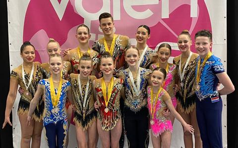 De teams van Acro Academy Noord Nederland. Foto: Mare Blaam