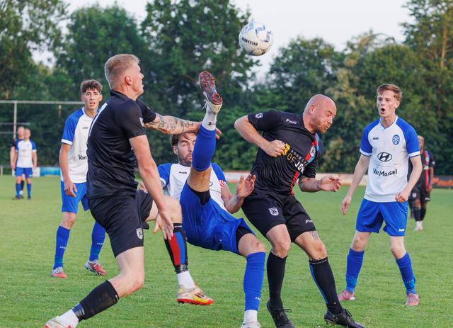 Seizoen zit er op voor SV Oosterwolde. Nederlaag in nacompetitie tegen Balk