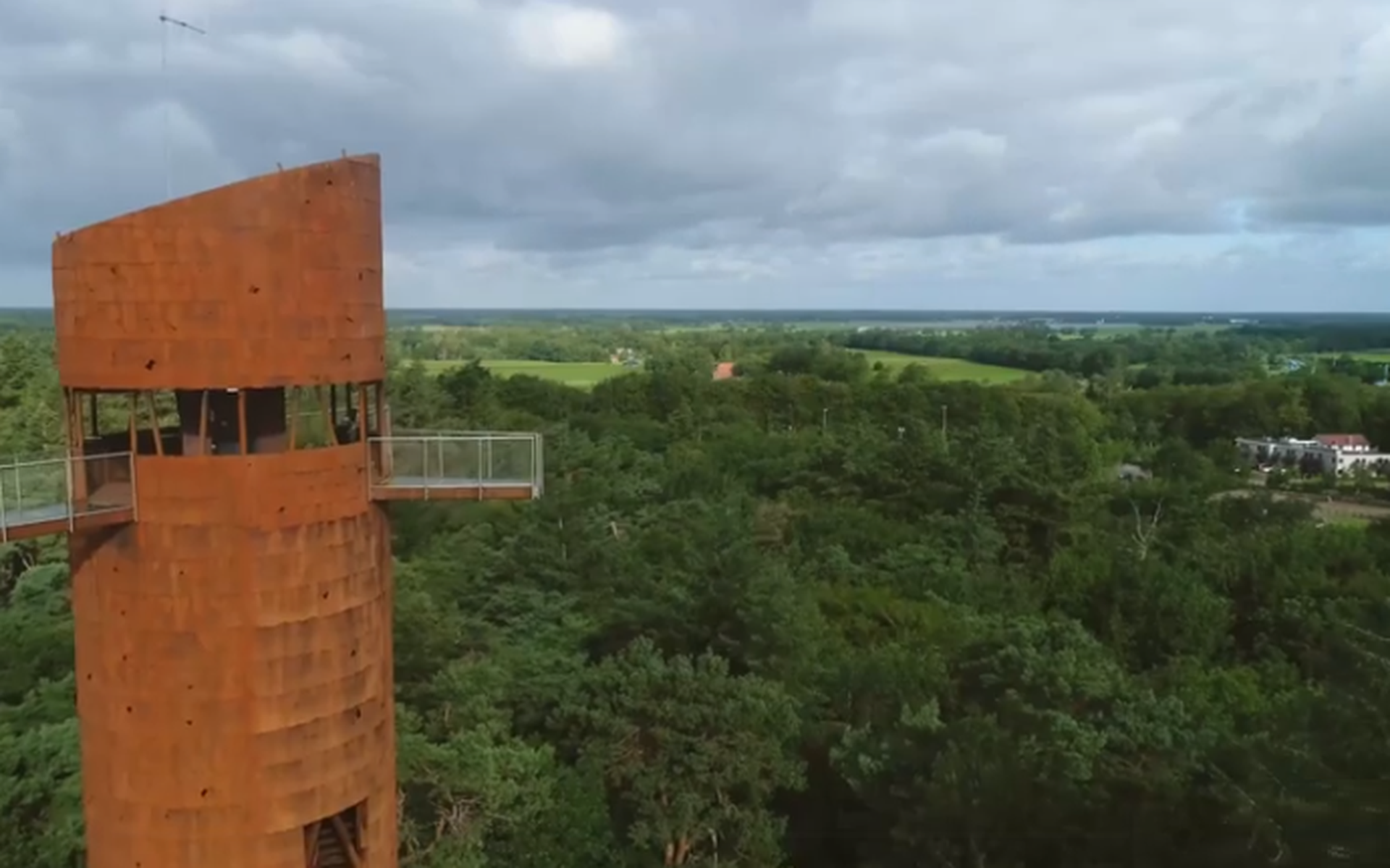 De Bosbergtoren.