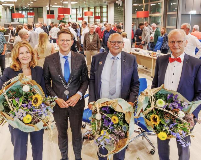 Vertrekkende wethouders in Ooststellingwerf hebben respect afgedwongen