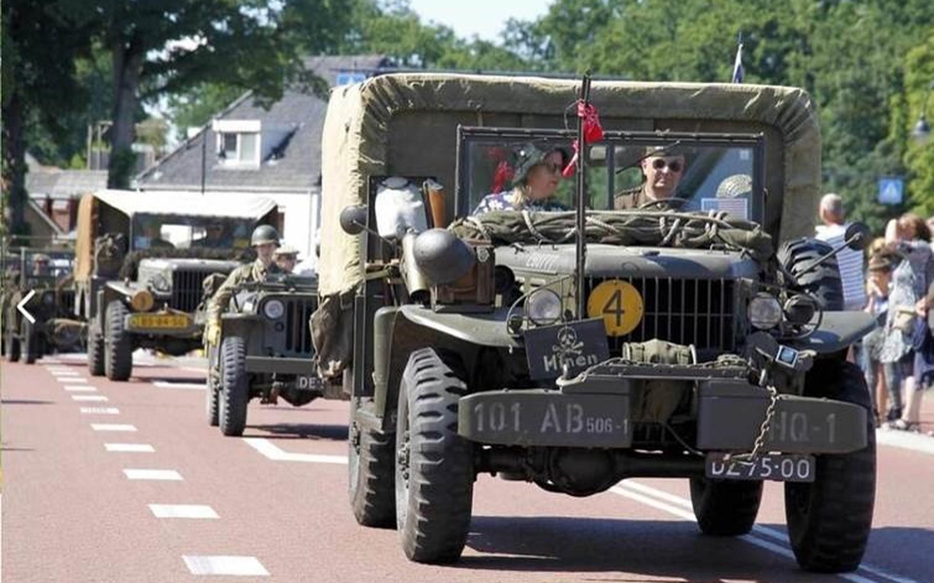 Ben Oostra in zijn Dodge. Eigen foto