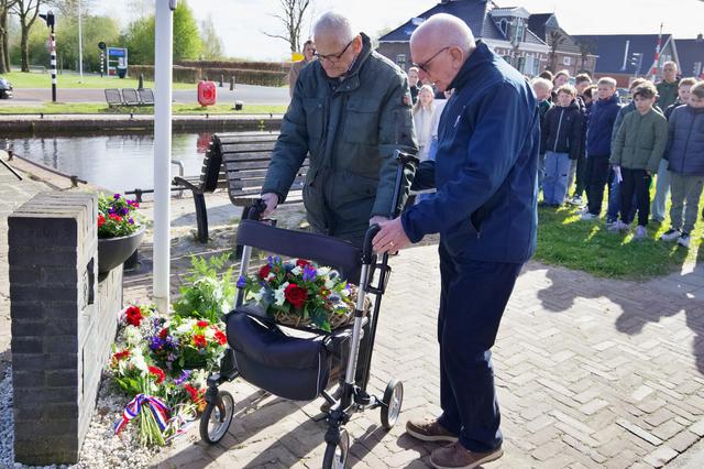 Appelscha herdenkt bevrijding bij Stokersverlaat