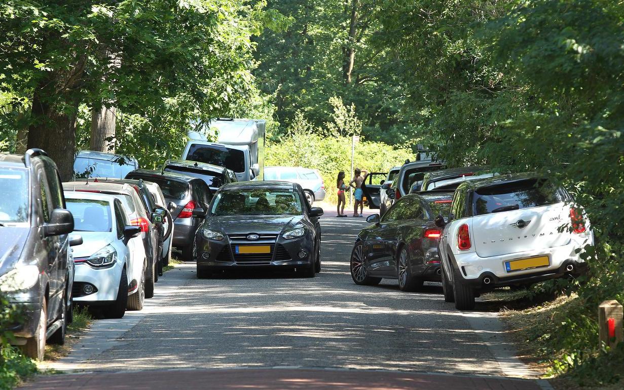 Parkeerproblemen bij Bosbad Appelscha
Parkeerproblemen bij Bosbad Appelscha