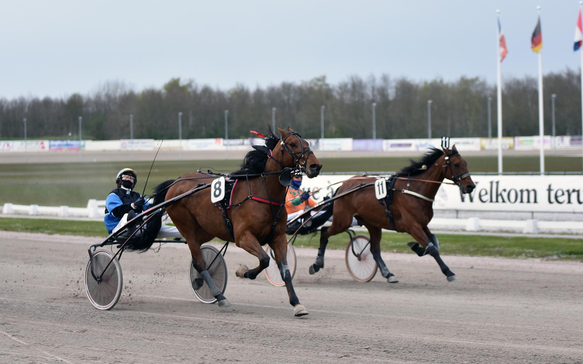 Pake Kamminga wint voor kleindochter Nora: 'De vorige keer deed ik alles verkeerd' - Nieuweooststell