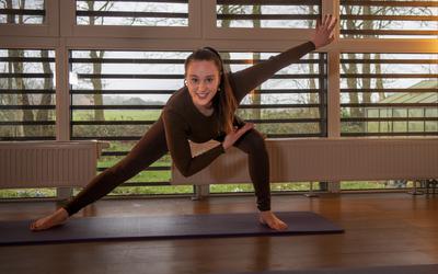 Tess Eckhardt: „Door yoga kwam het besef dat ik het anders wilde aanpakken”.