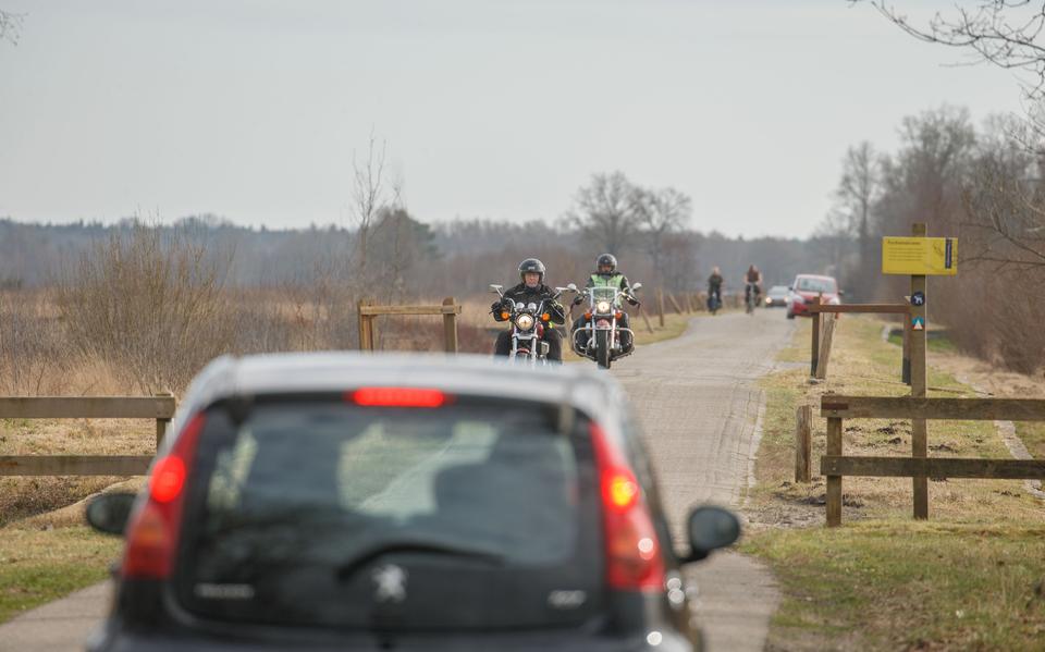 De Fochteloërveenweg.