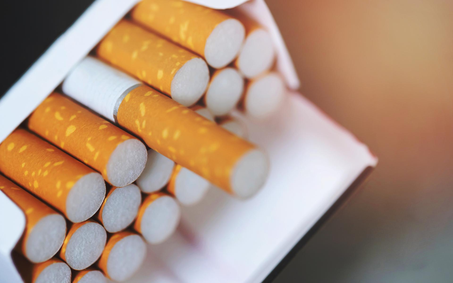 Twee vermeende sigarettendieven uit Leeuwarden en Sneek verdacht van 22 inbraken in tankstations